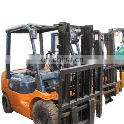 Original Japan used Toyota FD 25 forklift 2.5 ton material handing machine on sale in Shanghai