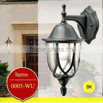 Best Sell Die-cast Aluminum Outdoor Lamp photo-3