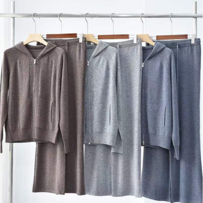 OEM cashmere knitwear cardigans with zip for fashion designers