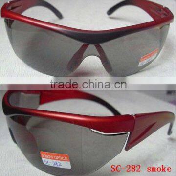 wraparound polycarbonate safety glasses compliant with ANSZ87.1 EN166 AS/NZS standard