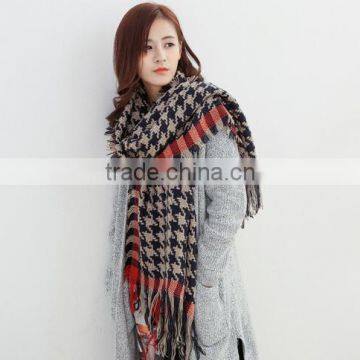 Latest Design Fringed Tassel Houndstooth Jacquard Fashion Woman Cashmere Scarf