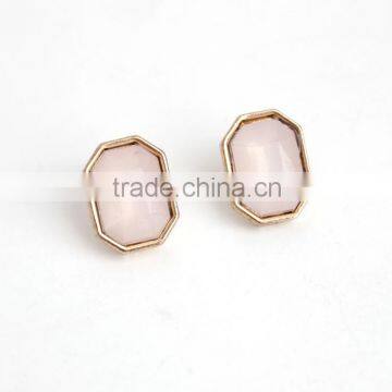 small facted stone stud earring