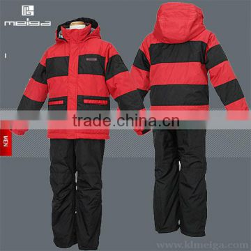 red nylon ripstop jacket out door windbreaker ski wear