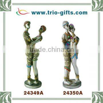 Polyresin african couple figurine