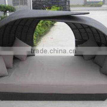 All Weather Outdoor Wicker Furniture Best Selling PE Rattan Beach Bed Lounge Furniture                        
                                                Quality Choice