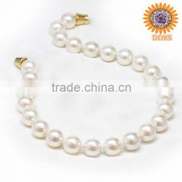 white color mother of pearl round necklace