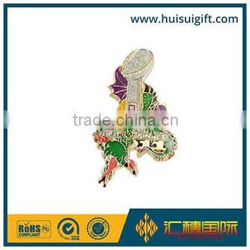 wholesale promotional fashionable lapel pins with glitter and plating nickel