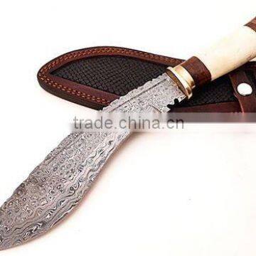 Handmade damascus knive