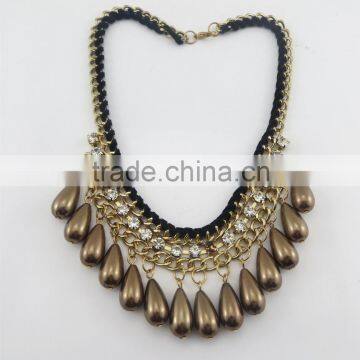 Elegant fashion crystal pendant gold plated alloy necklace