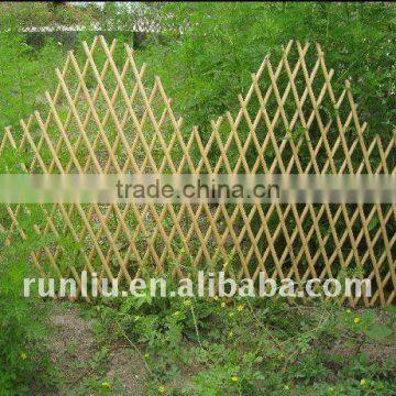 willow trellis