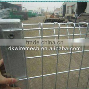 Gardens Pools and Lakes galvanized roll top fencing BRC wire mesh