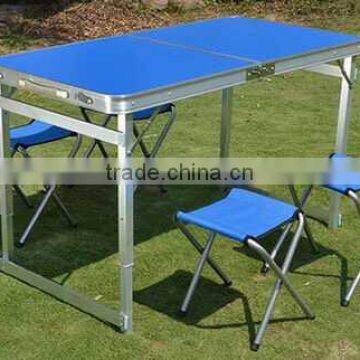 Aluminum portable folding table