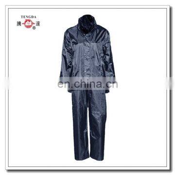 2 pieces polyester and PVC Men's rainsuit