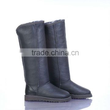 Famous supplier of sheepskin snow boot