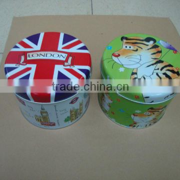 Round tin box