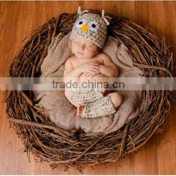 Newborn Baby Boy or Girl Wide Eyed Owl Hat and Leg Warmers Photo Prop Set - Beige Fleck