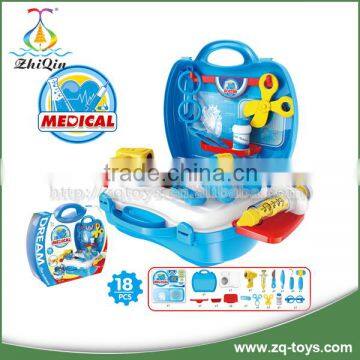 Kids plastic medical kit toy doctor toy pretend play toy set with lights