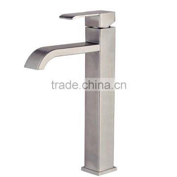 Hot sale single handle best factory price bathroom basin faucet