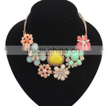 CZ903047 Fashion Charm Jewelry Crystal Chunky Statement Bib Pendant Chain Choker Necklace