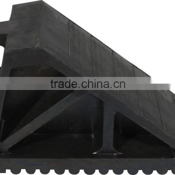 Rubber Wheel Chock with Handle