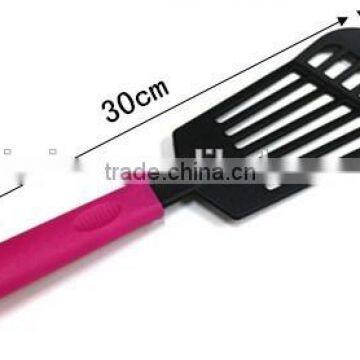 2015 New style Eco-Friendly non-stick kitchen utensils and cook hot sell nylon kitchen ware Nylon flat turner NL38