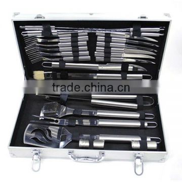 BQ-0063 / 24 pcs hollow handle camp bbq