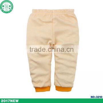 2017 New Design Warm Cartoon Embroidery Baby Long Sleeves Pajamas Made From Baby Clothes Factory photo-3