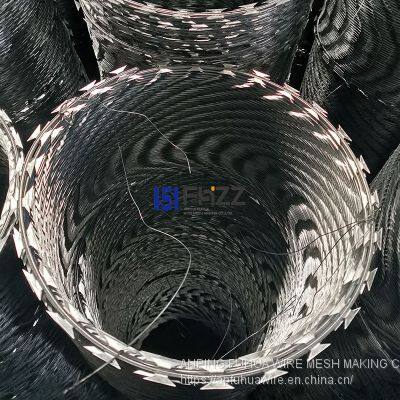 Security Concertina Bto-22 Made of Galvanized Steel 30cm Diameter Razor Wire photo-3