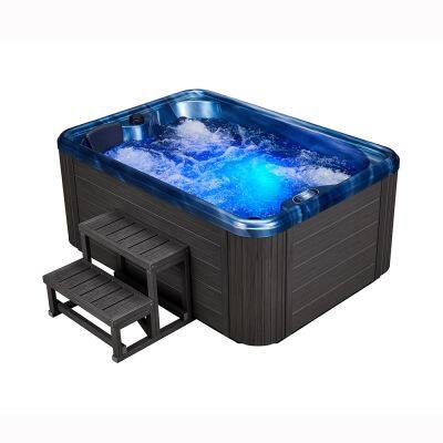 Алжирская гидромассажная ванна для массажа всего тела. Постоянное нагревание обеспечивает комфортный опыт купания круглый год.