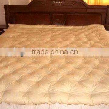 Alibaba china market goose down filled thick quilt