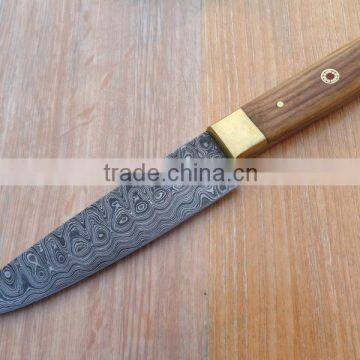 udk h282" custom made Damascus hunting knife / Bowie knife with beautiful walnut wood handle