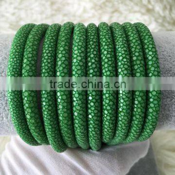 2016 Hot Pop Classic Luxury Grass Green Leather Stingray Cord Vintage Men Cord for Stainless Steel Clasp Handmaker