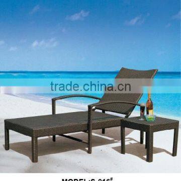 wicker rattan outdoor sun lounger sunbed