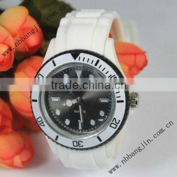 2012 Newest Design White Neon Quartz Watch