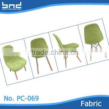 2016 new fabric dinning cheap fabric chair with wood legs