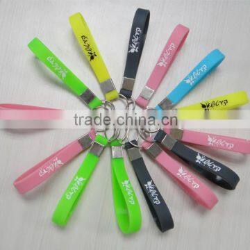 China factory silicone rubber metal ring keychains