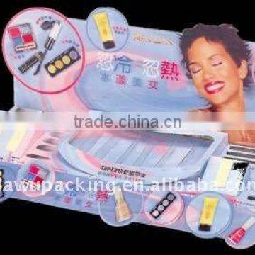 A complete set of cosmetics display cases
