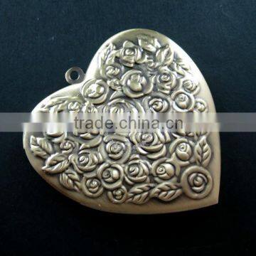 57mm big rose heart shape vintage style antiqued bronze flower photo locket DIY pendant charm jewelry supplies 1131050