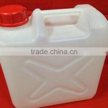 Malaysia made jerry can 10 liter, high quality 10 liter jerry can BUY 10 LITER JERRY CAN AT USD1.30/ RM5.00 EACH CAN!