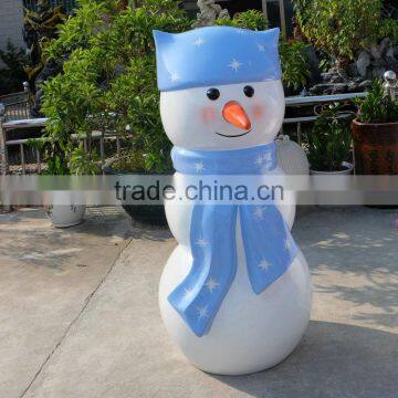 Outdoor snowman cartoon sculpture