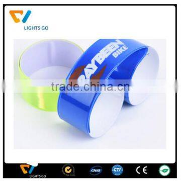 2016 China EN471 hi vis fashion reflective branded tape wristbands