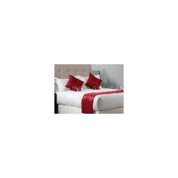 Embroidery 3 Line Design Elegant Bedding Sets For Hotels or Household , Customized Size and Color