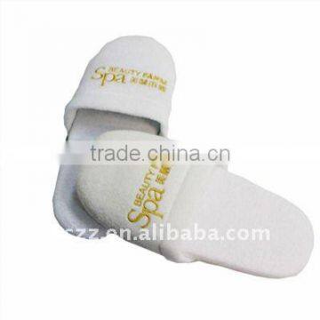 High quality!100% cotton embroidery hotel logo slippers