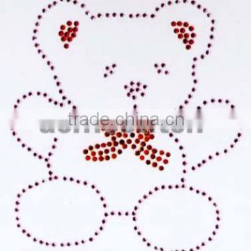 Red rhinestone design for lovely bear