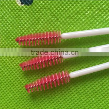 Dispoable plastic handle and nylon brush head mascara wands