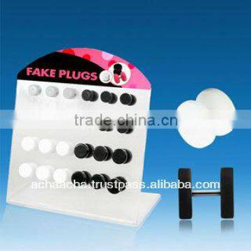 Display with 24 pcs of UV acrylic fake plugs without O-ring in black and white - size 6mm - 8mm