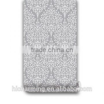 HC6135 Removable repositionable wallpaper