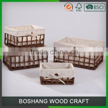 China Cheap Woven Basket with Fabric Liner Storage Basket