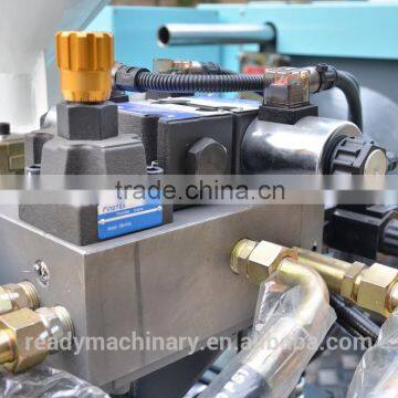 Ningbo Factory 100 Ton Servo Motor Plastic Table Knife Injection Molding Machine photo-4