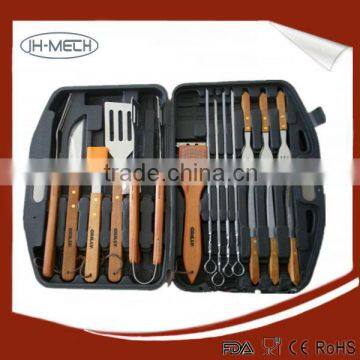 Disposable luxury bbq tool